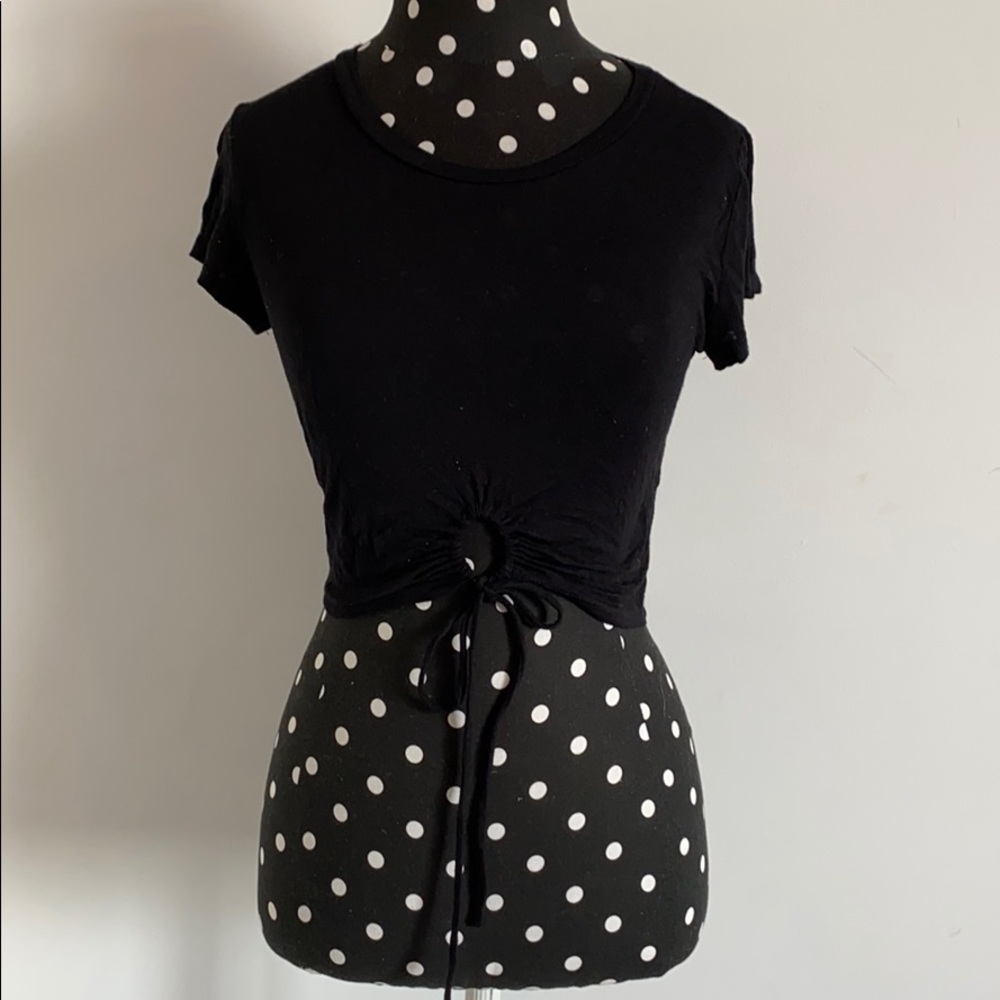 Black cropped t-shirt with loop detail